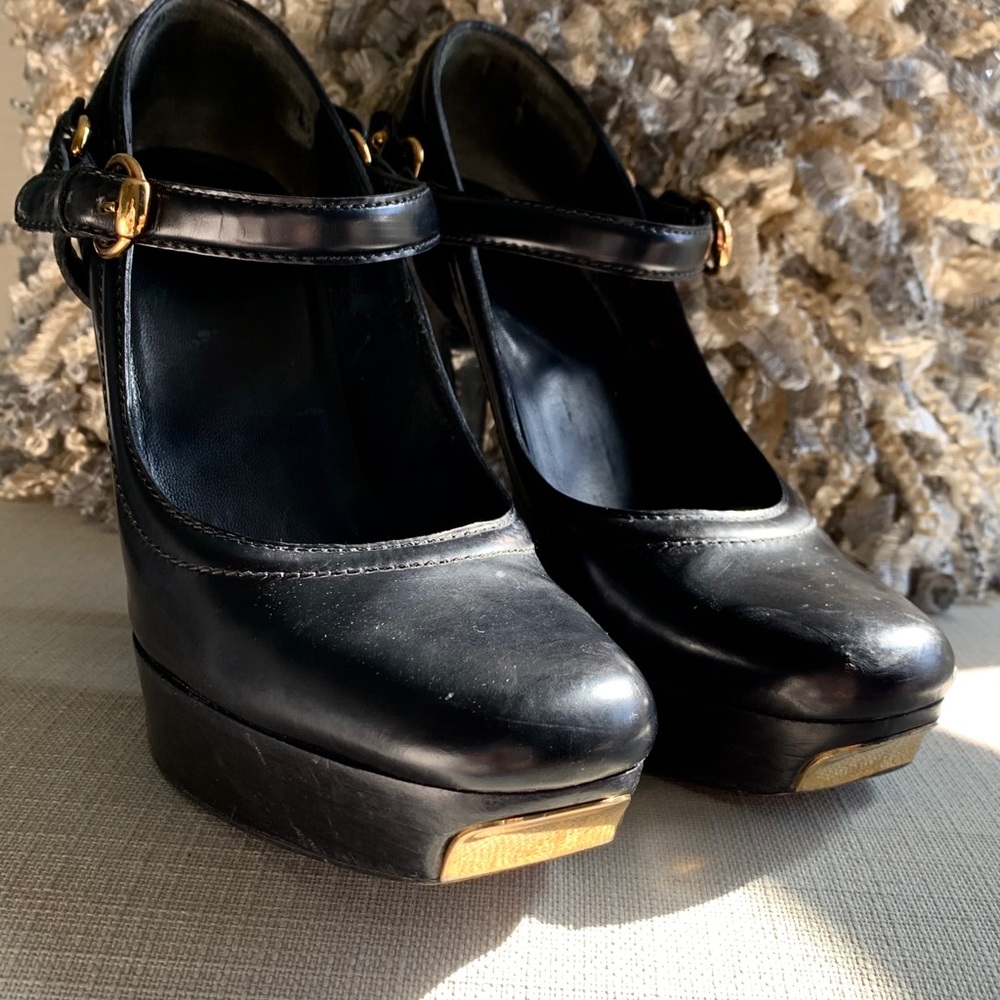 GUCCI Heels - Picture 2 of 16